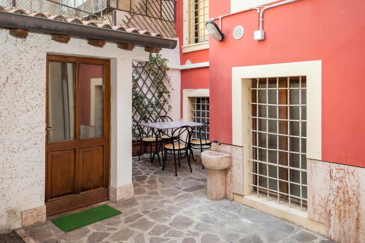 Flats4Rent Casa Di Tea Apartman Verona Kültér fotó